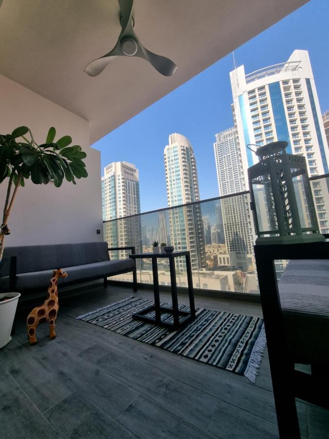 Urban Getaway Dubai Downtown Apartment Екстериор снимка