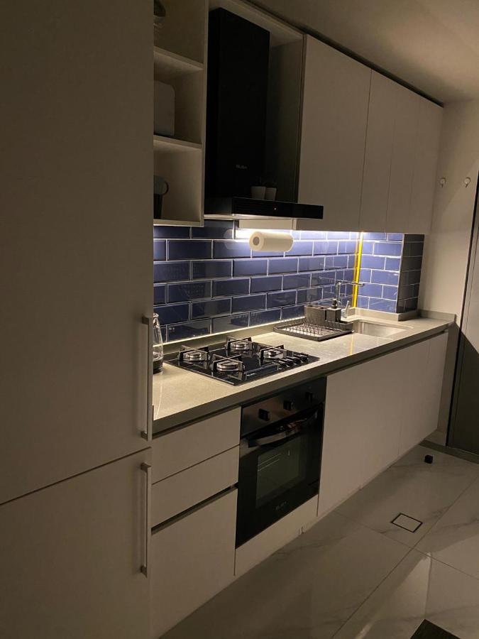 Urban Getaway Dubai Downtown Apartment Екстериор снимка